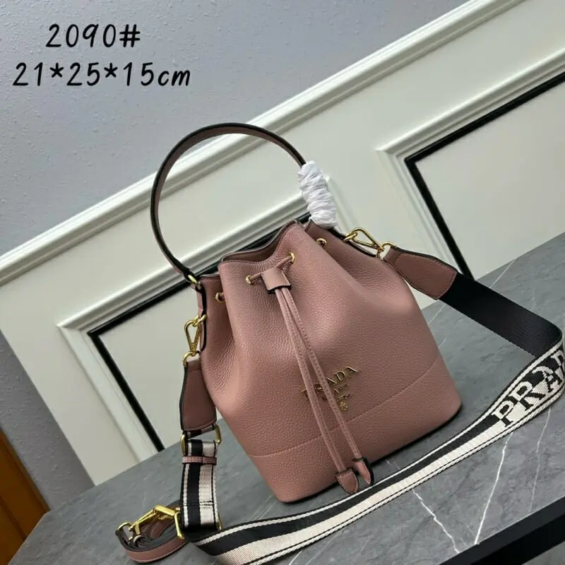 prada aaa qualite sac a main  pour femme s_121056b